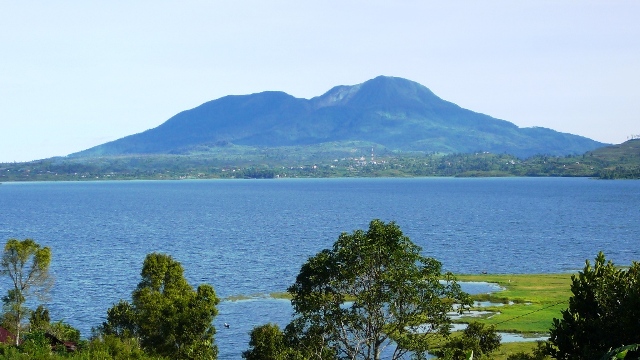 danau kembar