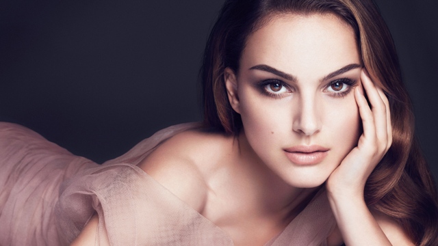 NATALIE-PORTMAN-23