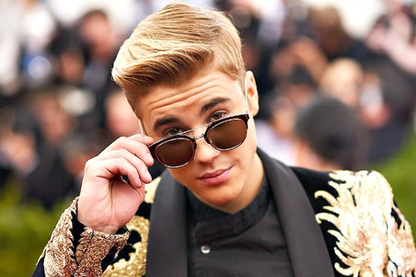 Justin-Bieber-met-gala-2015-red-carpet-billboard-650