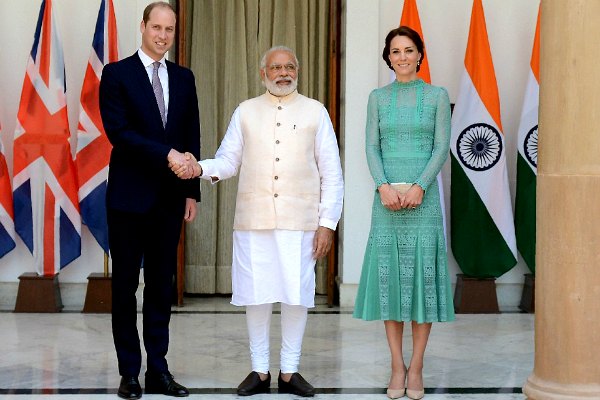 Pangeran William dan Kate Middleton bersama Perdana Menteri India | dailymail.co.uk