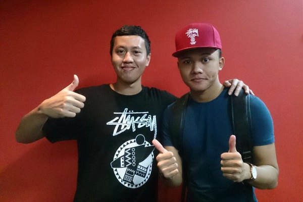 Rizky Febian ikut memeriahkan ulang tahun Hard Rock FM yang ke 20! | twitter @hardrockfm