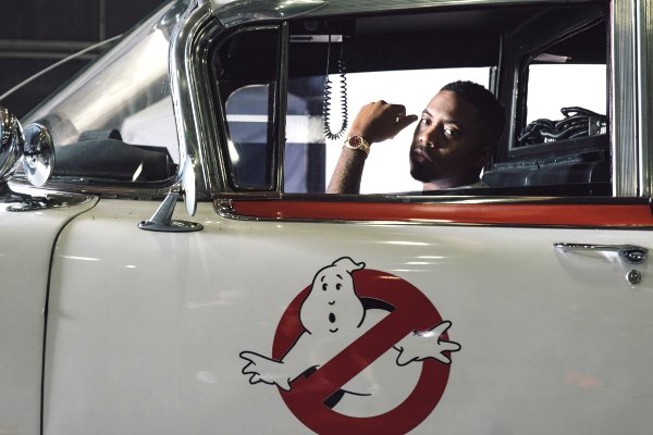 NAS dalam clothing line miliknya, HSTRY, kolaborasi menyambut rilisnya the iconic, film horror komedi, Ghostbuster