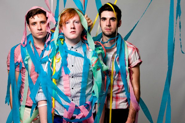 Radio Anak Muda_two door cinema club