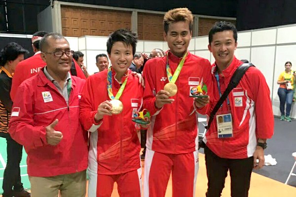 Tantowi Ahmda & Liliyana Natsir