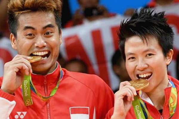 Tantowi Ahmda & Liliyana Natsir