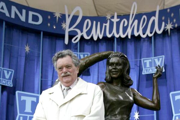 Bernard Fox