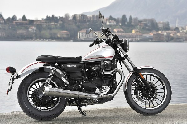 Moto Guzzi V9 Roamer