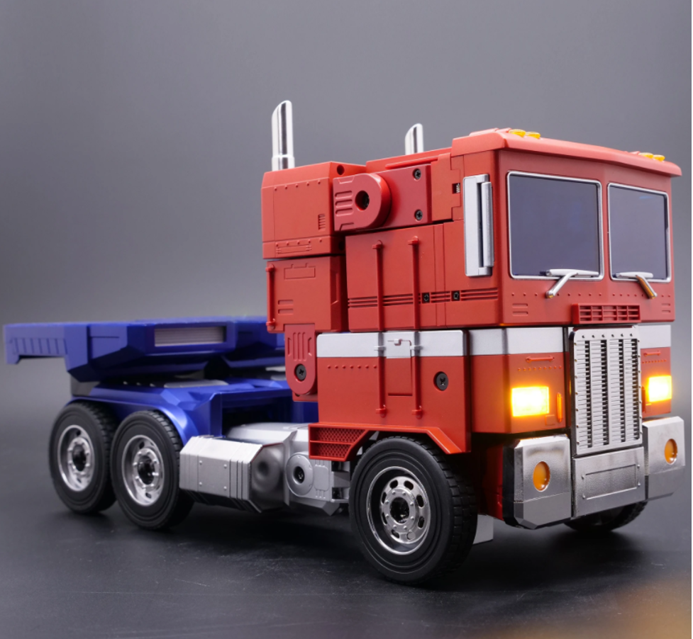 Action Figure Optimus Prime