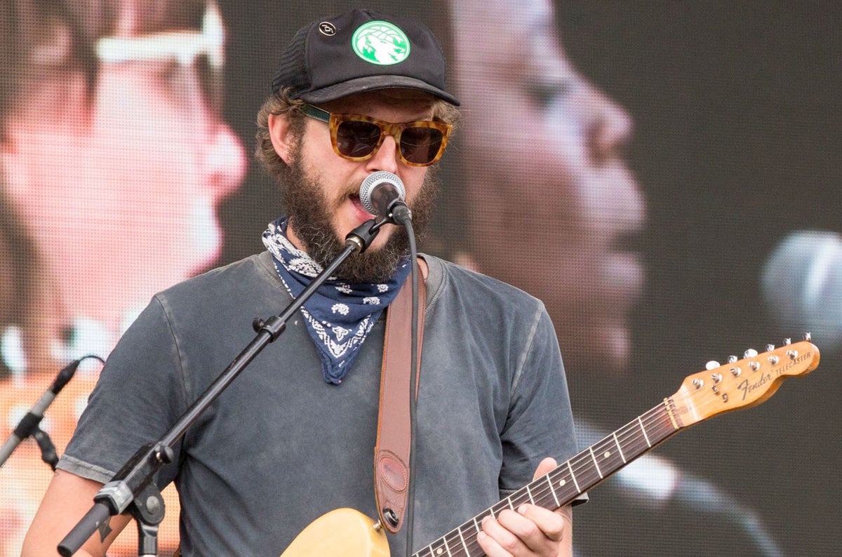 bon iver duet taylor swift 