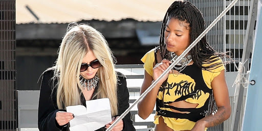 Willow Smith Tertangkap Kamera Tengah Syuting Video Klip Baru Bersama Avril Lavigne 