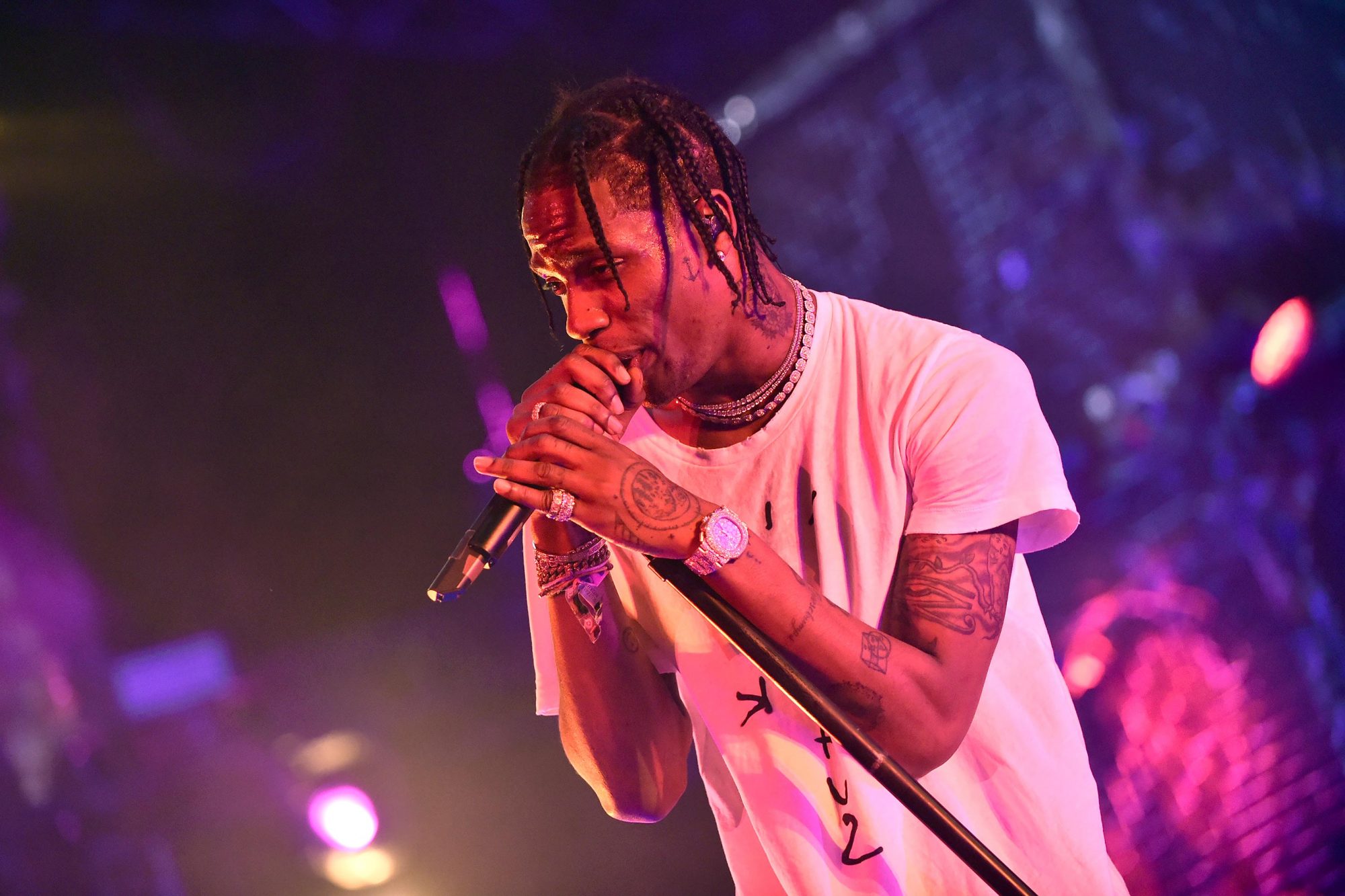 Konsernya Memakan Korban, Travis Scott Refund Uang Tiket Semua Penonton