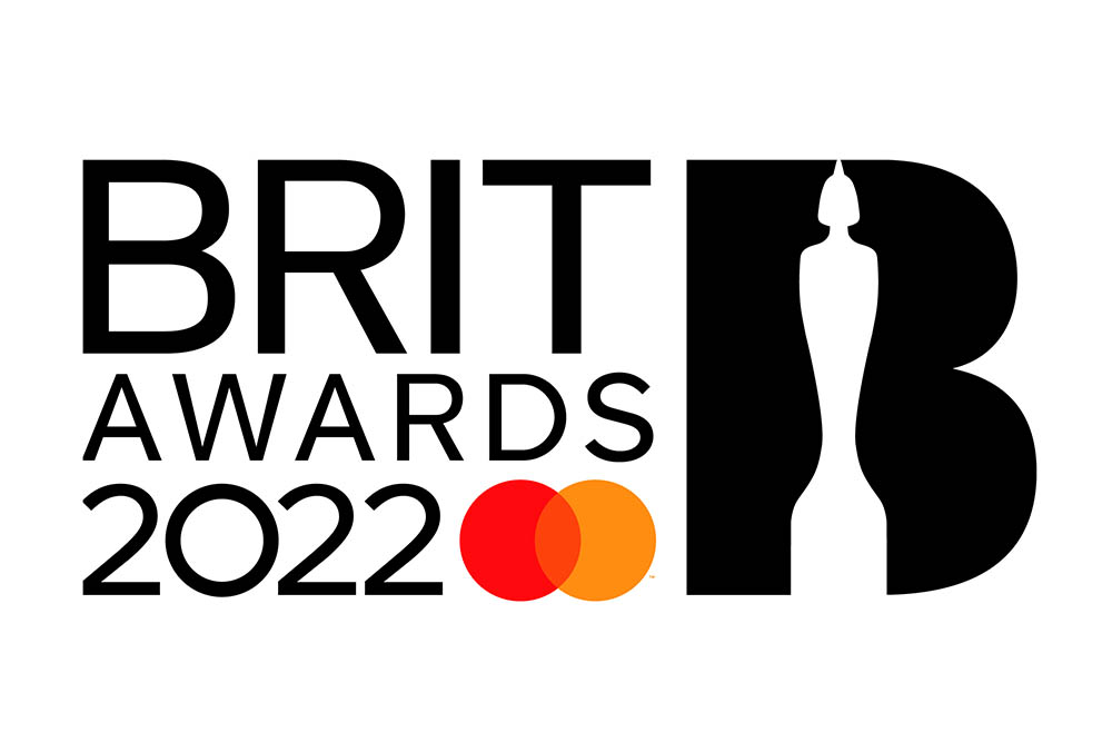 Adele Pastikan Tampil di BRIT Awards 2022