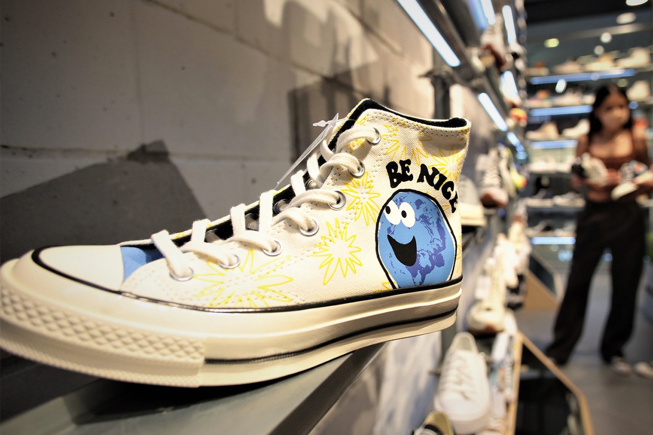 Converse X Philip Ponk di Pembukaan Flagship Store Kota Kasablanka