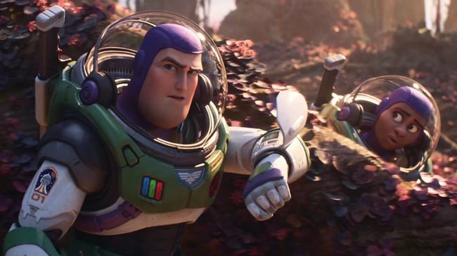 film-lightyear-2022_169