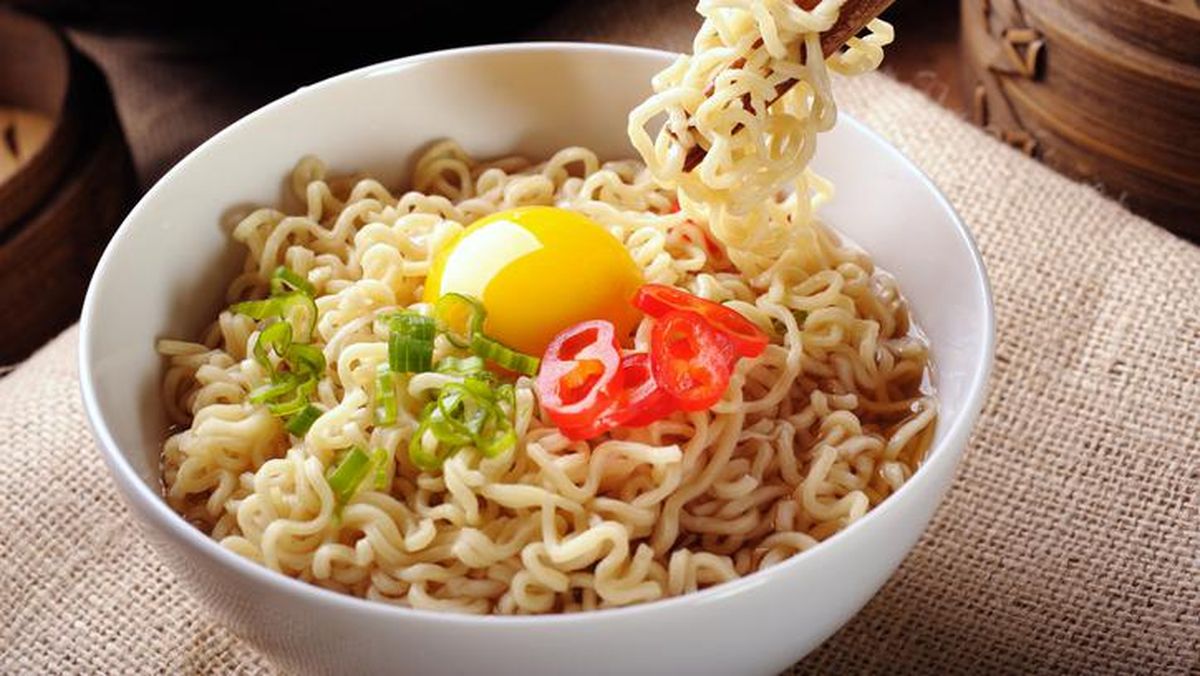 Mie Instan Naik, Bisakah Tetap Jadi Menu Andalan di Akhir Bulan?