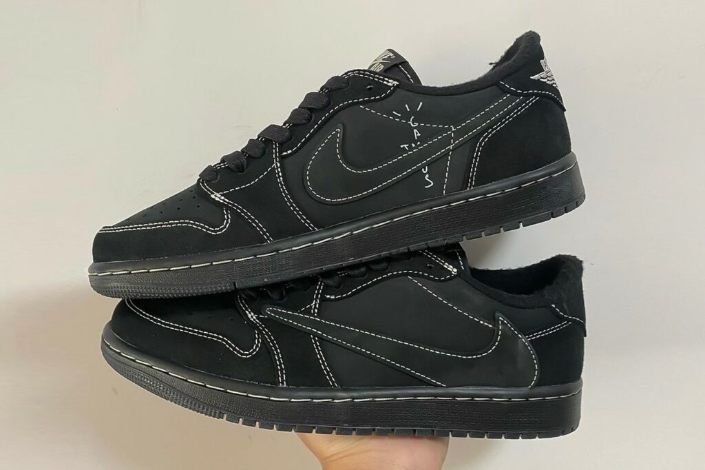 https___hypebeast.com_image_2022_08_travis-scott-air-jordan-1-low-black-phantom-lace-swap-release-info-dm7866-001-001