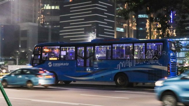 TransJakarta Kembali Beroperasi 24 Jam, Berikut Alasannya