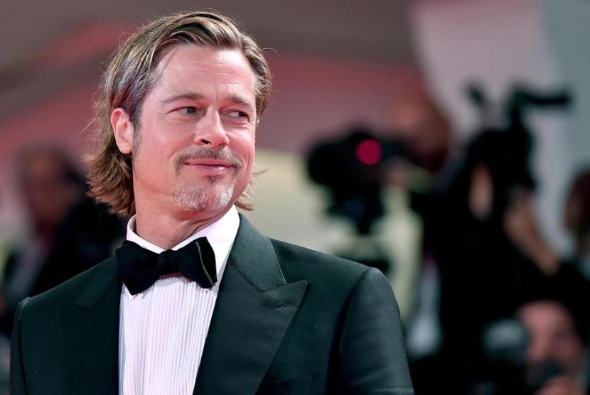 Brad Pitt Dukung Acara Amal Dengan Membuka Sesi Dinner Eksklusif