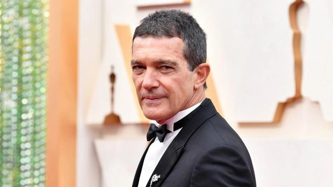 Antonio Banderas Siap Perankan Zorro Lagi Apabila Ada Tawaran