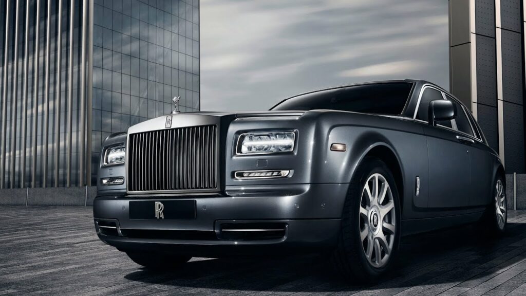 Inilah Keistimewaan Rolls Royce Phantom, Mobil Paling Kedap Suara