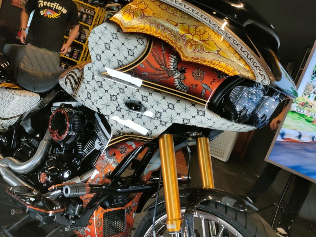 Gokil! Harley-Davidson Batik Asal Indonesia Siap Show Off di Italia