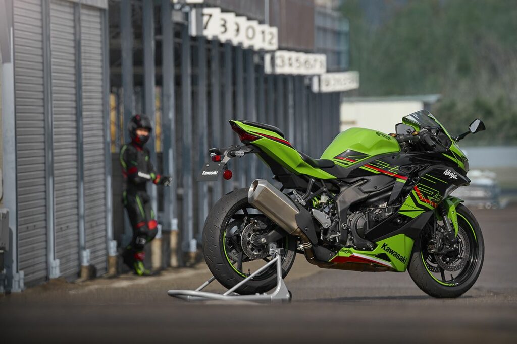 Intip Sportbike Ninja ZX-4RR 2023 yang Hanya Rilis 40 Unit di Indonesia