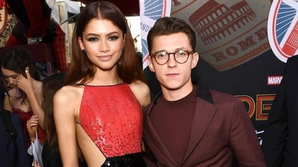 Begini Cara Bucin Ala Pasangan Tom Holland dan Zendaya