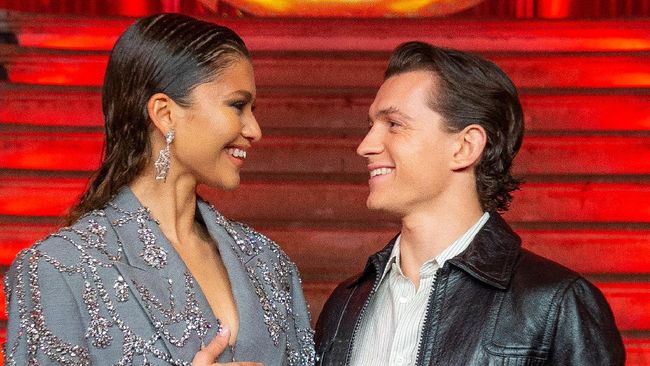 Begini Cara Bucin Ala Pasangan Tom Holland dan Zendaya